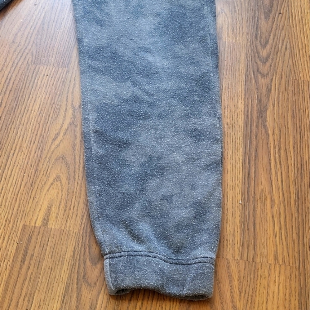 Ardene Grey Camo Sweatpants Size 2 - Comfortable & Stylish - Picture 5 of 5